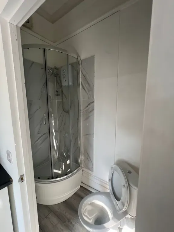 Property photo 2 of 3