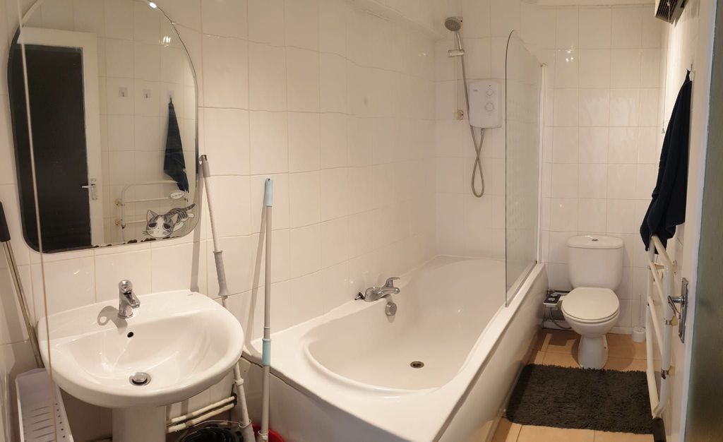 Additional image 7 of 2 bed flat to rentFlat, Catrin House, Trawler Road, Maritime Quarter, Swansea SA1