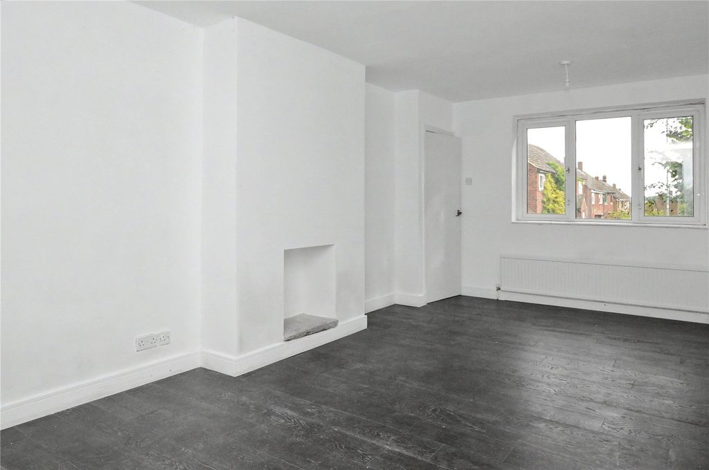 Property photo 2 of 13 Picture No. 10