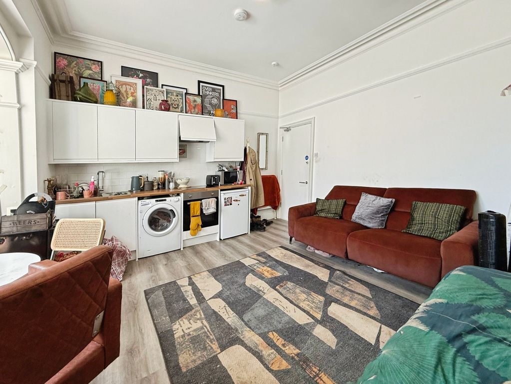 Property photo 3 of 3