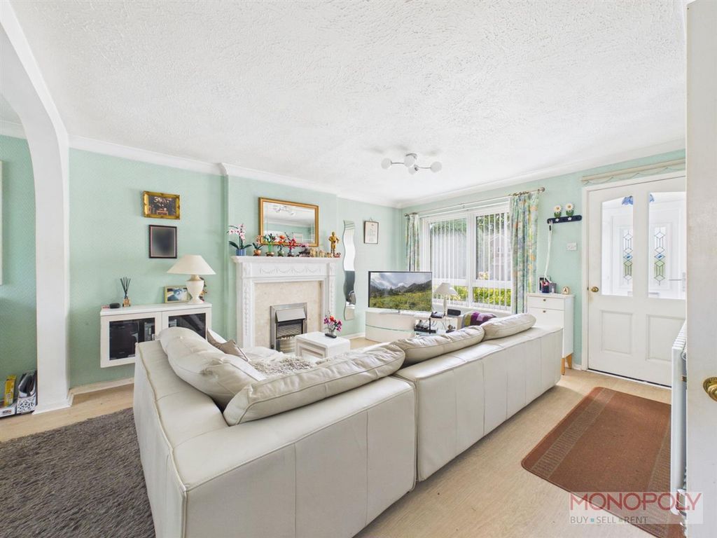 Property photo 2 of 14 Cam04439G0-Pr0293-Still004.Jpg