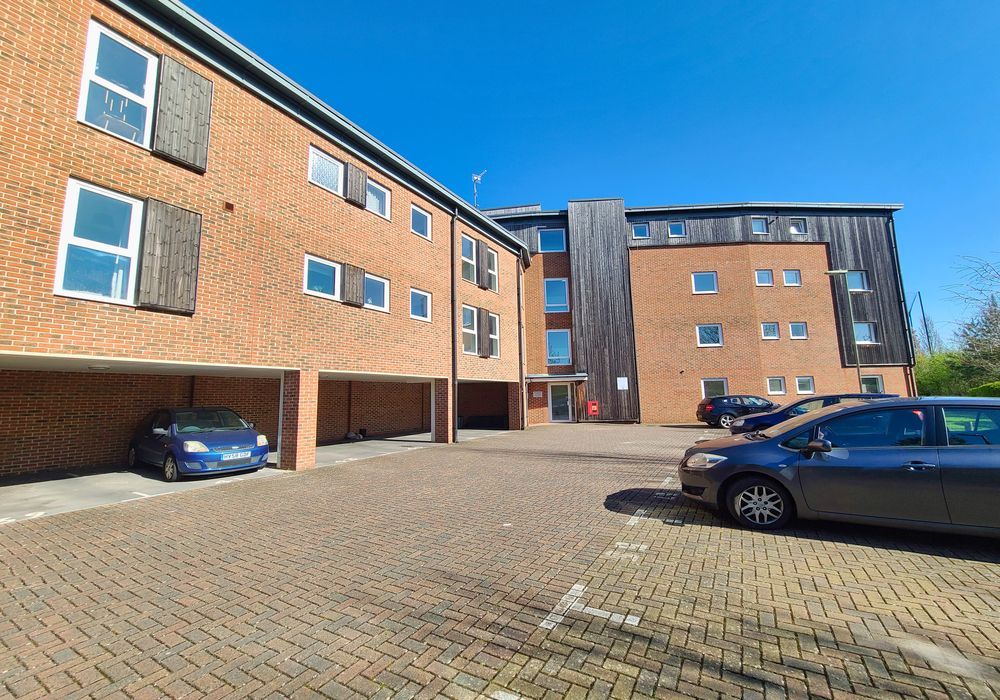 Property photo 2 of 11