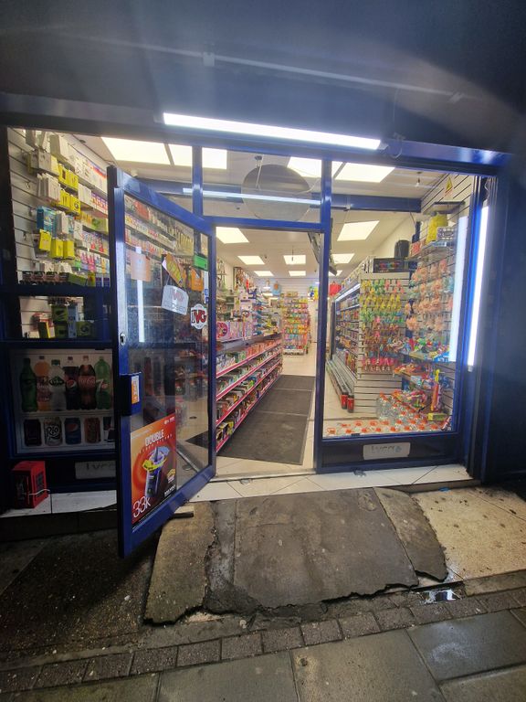 Property photo 1 of 7