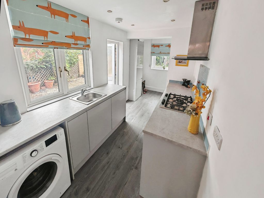 Property photo 2 of 18 Kitchen