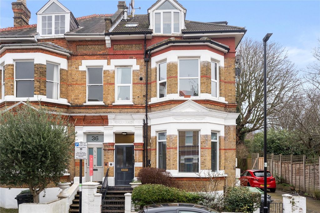 Property photo 3 of 10 Picture No. 25