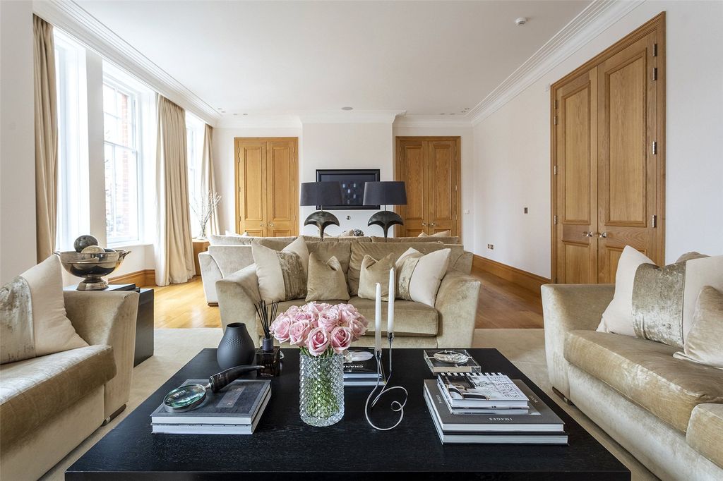 Property photo 3 of 20 Picture No. 33