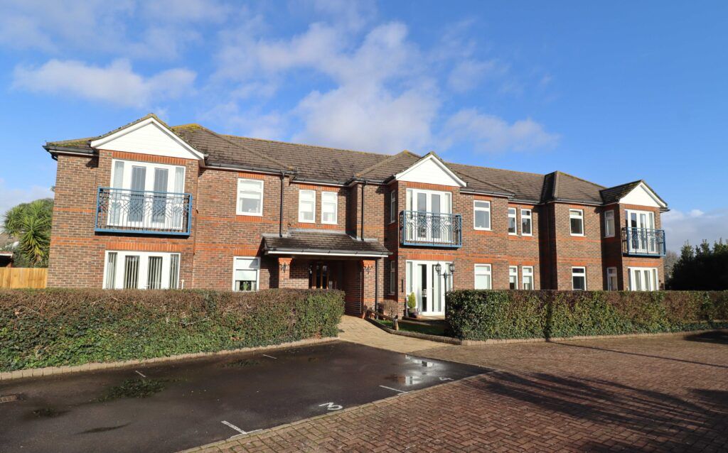 Property photo 2 of 14