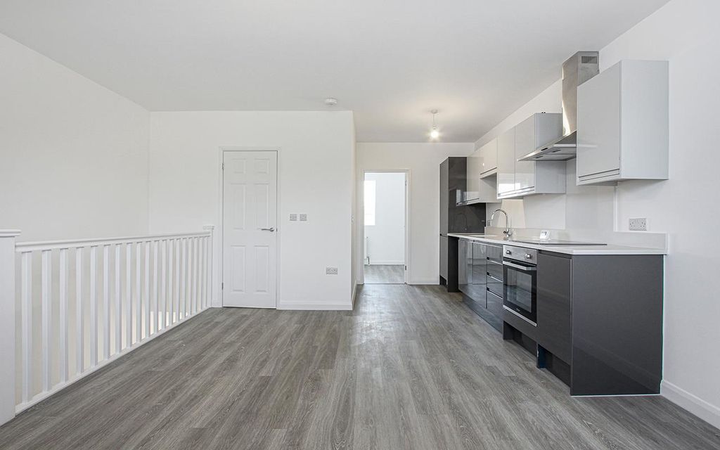 Property photo 3 of 13 Img_9425.Jpg