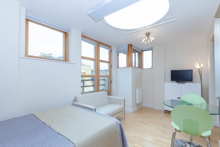 Property photo 3 of 4 201585