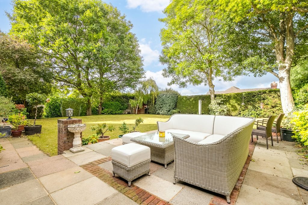 Additional image 31 of 6 bed detached house for saleMoormead Hill House, Offley Road, Hitchin SG5