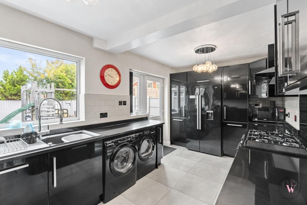 Property photo 2 of 38 Dsc09532.Jpg