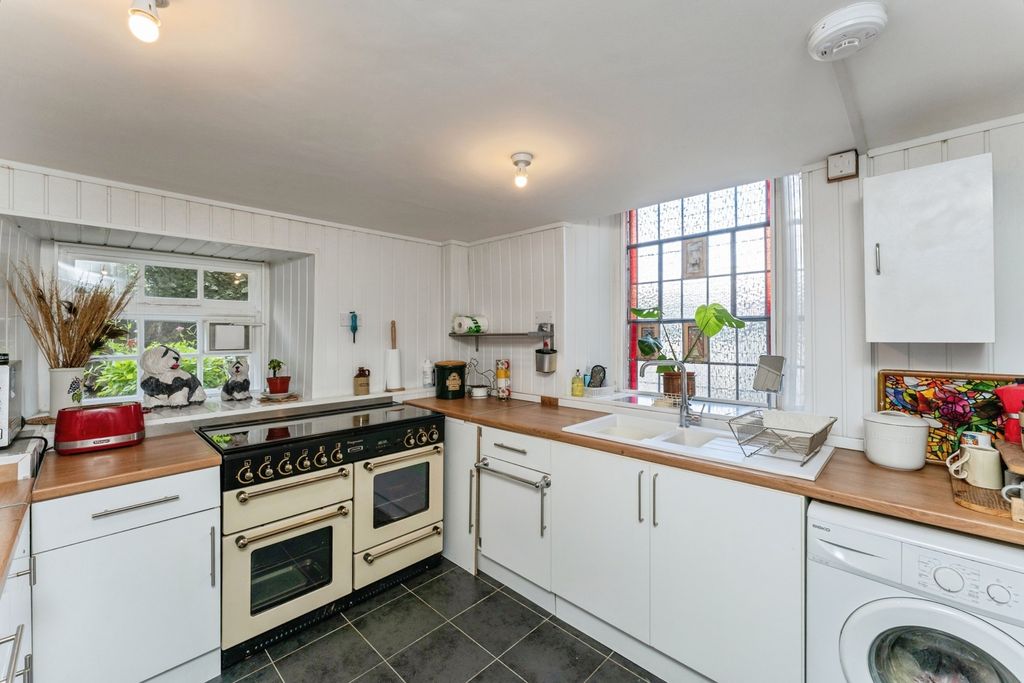 Property photo 2 of 20 Pbox-Img.Jpg
