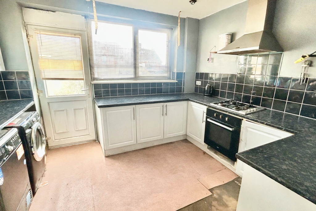 Property photo 3 of 9 Photo #3