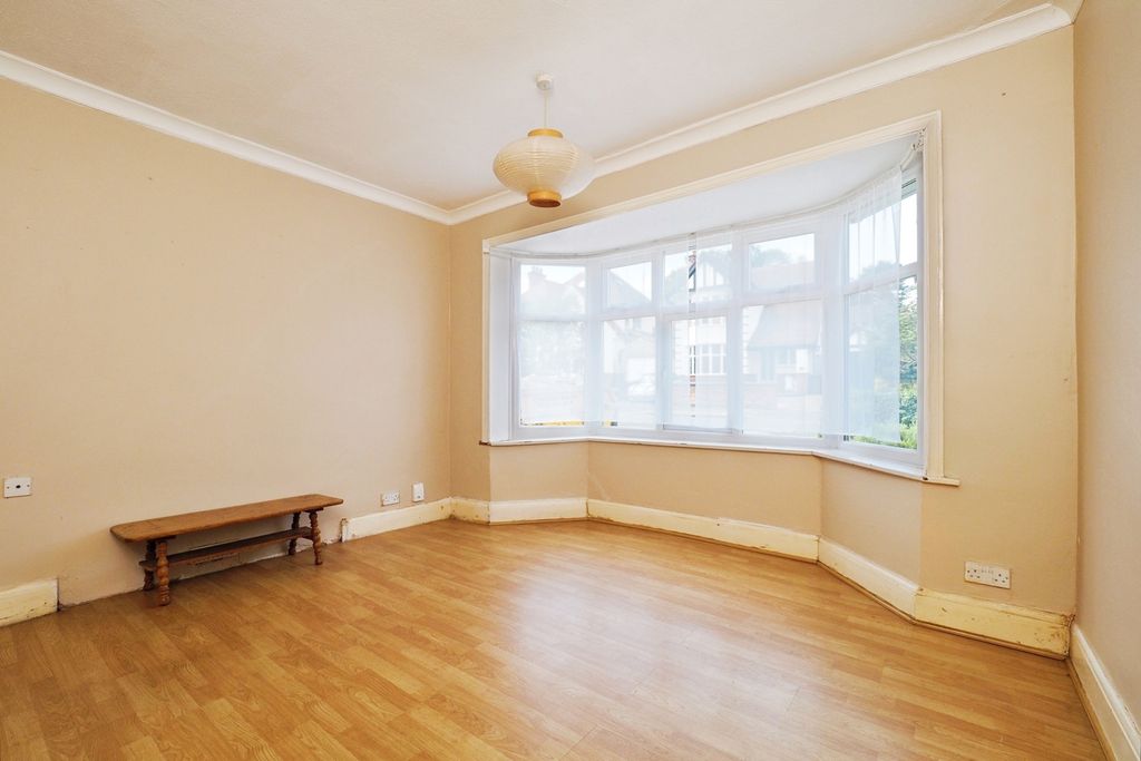 Property photo 3 of 26 Pbox-Img.Jpg