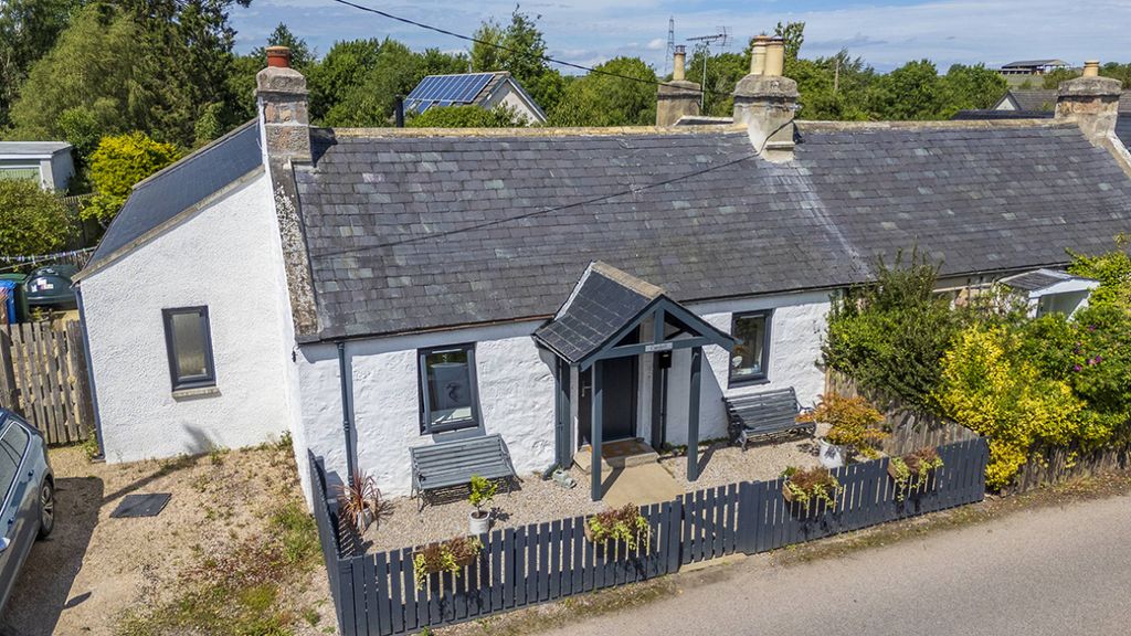 Property photo 1 of 30