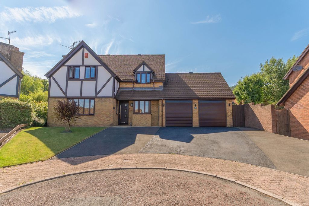 Property photo 1 of 29