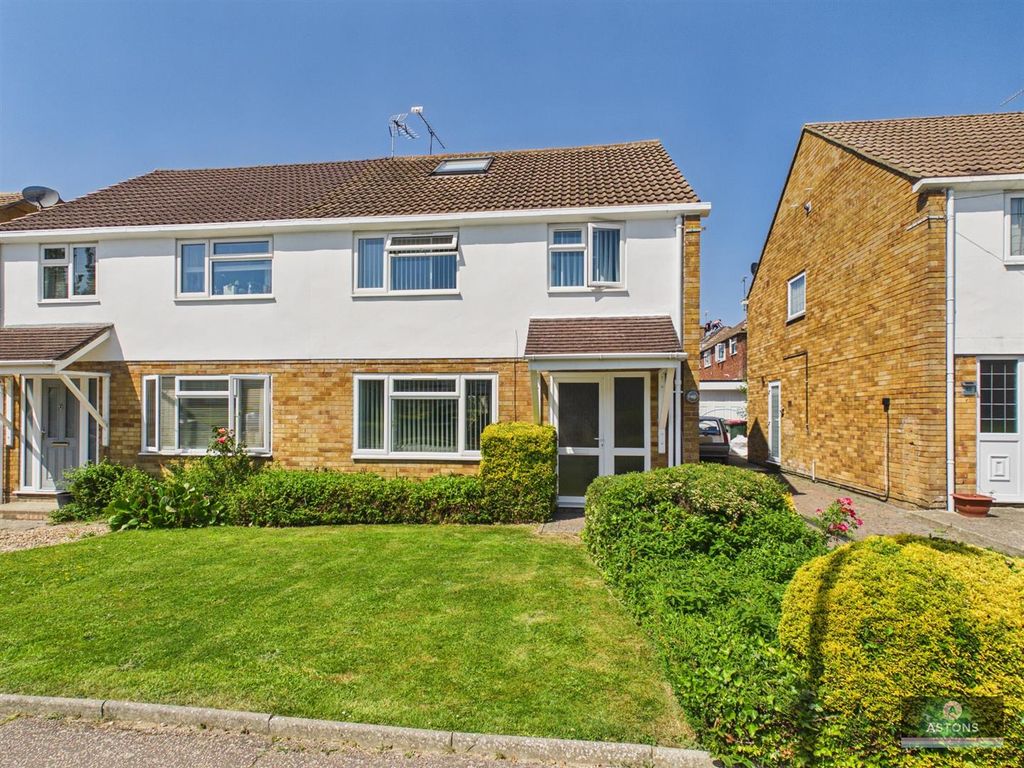 Property photo 1 of 20 Cam02067G0-Pr0287-Still020.Jpg