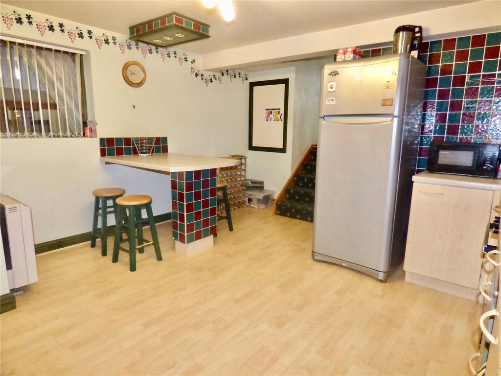 Additional image 11 of 5 bed flat for saleSt. Marks Road, Preston, Lancashire PR1