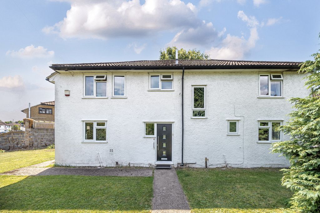 Property photo 1 of 18 1311499-16-6852B4...