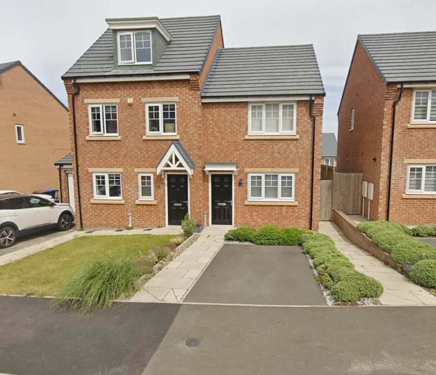 Property photo 1 of 9 Mulberry External