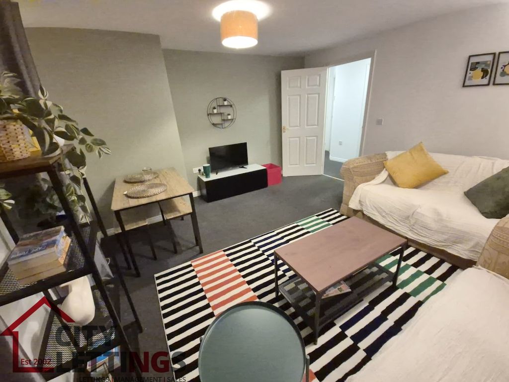 Property photo 3 of 18