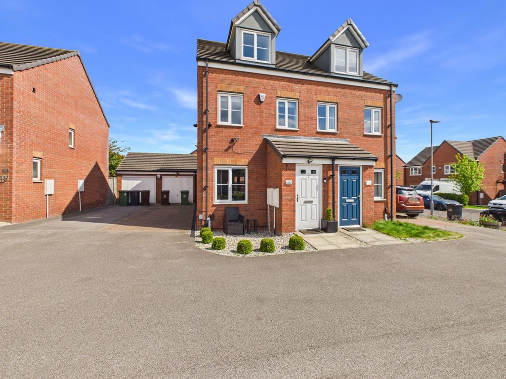 Property photo 1 of 19