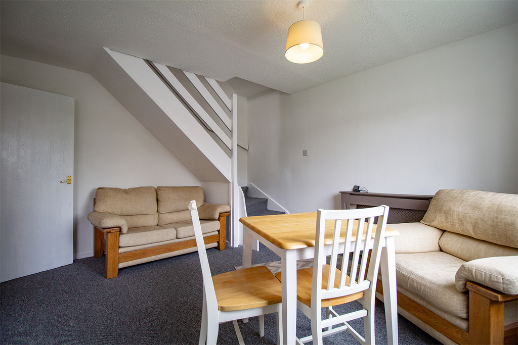 Property photo 3 of 20 Lounge / Diner