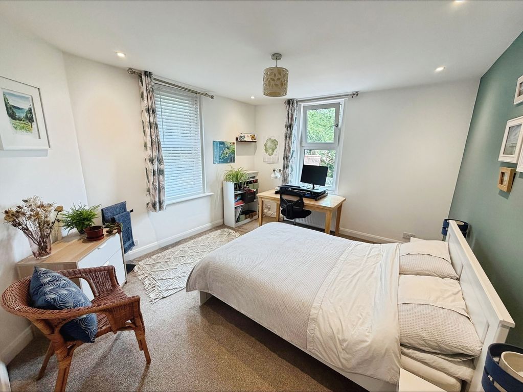 Property photo 3 of 14 Bedroom 1