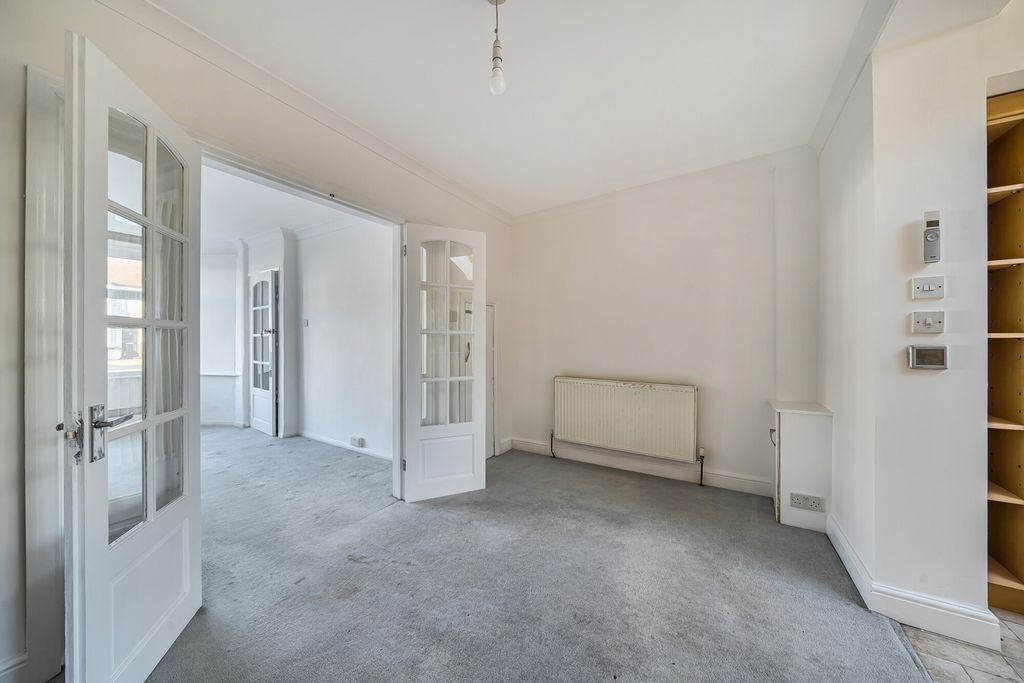 Property photo 3 of 22 Dining Room