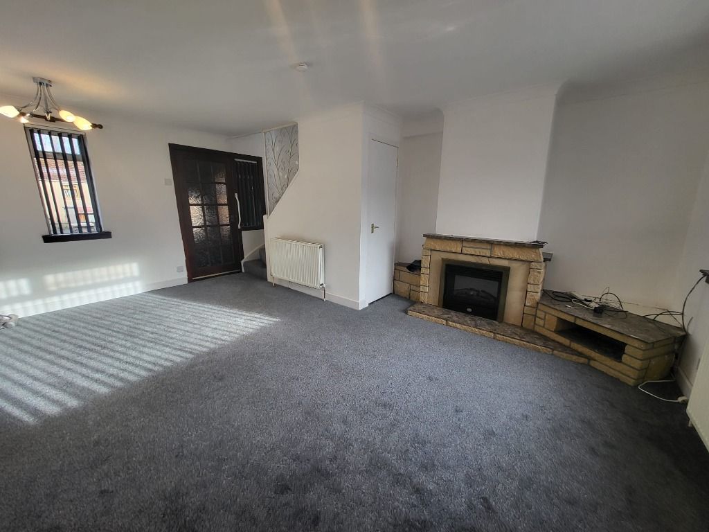 Property photo 3 of 10 Photo 3