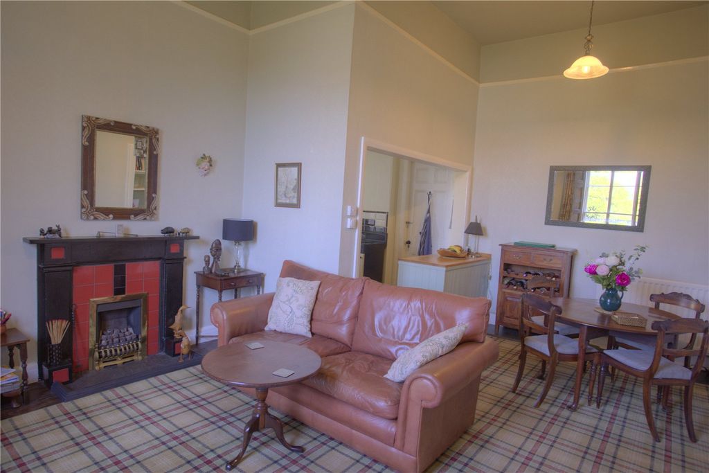 Property photo 3 of 26 Picture No. 25