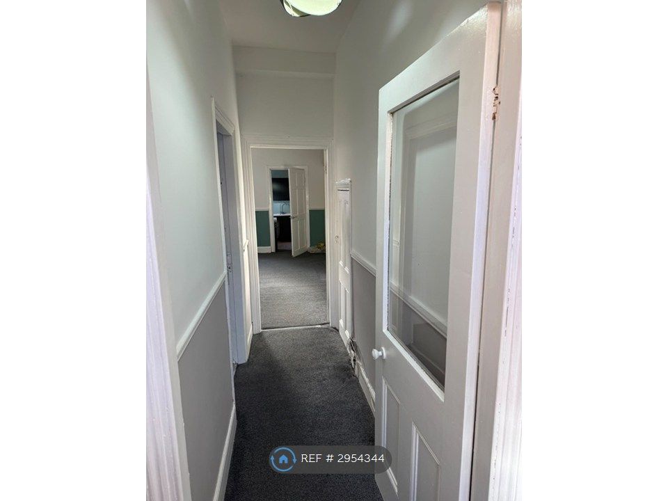 Property photo 3 of 30