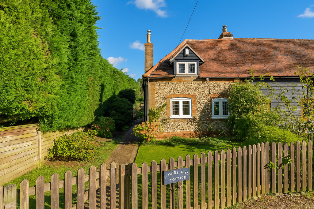 Property photo 3 of 17 Picture No. 31