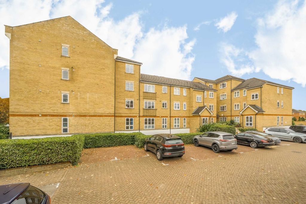 Property photo 1 of 6