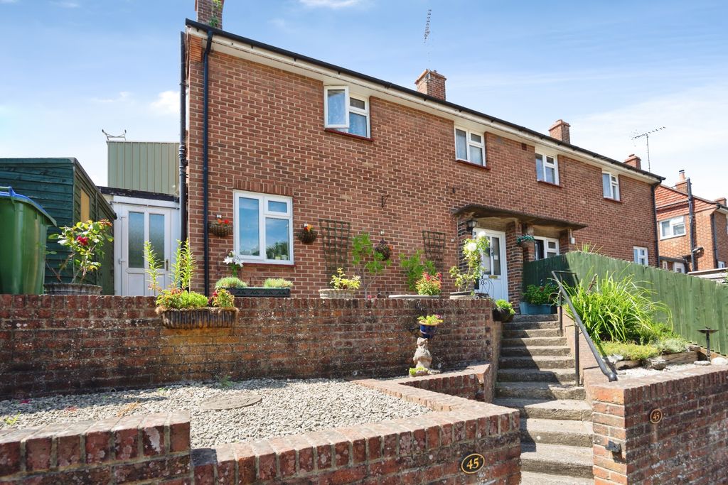 Property photo 1 of 37