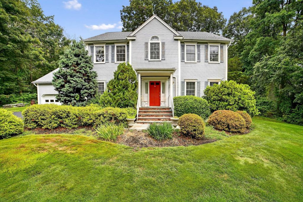 Property photo 1 of 31