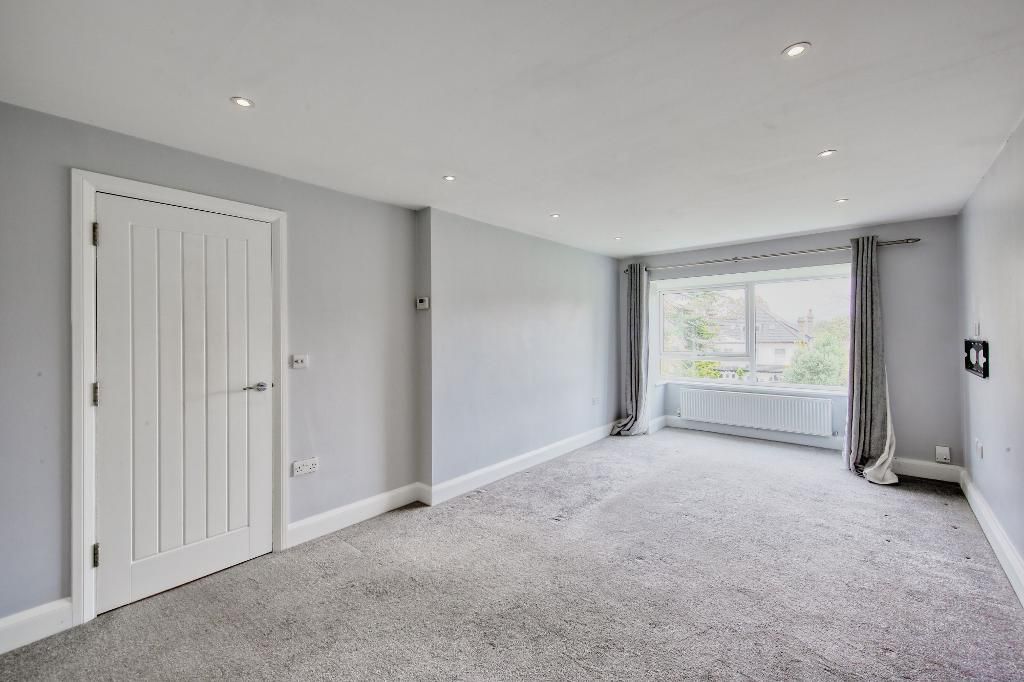 Property photo 2 of 7 Photo 2