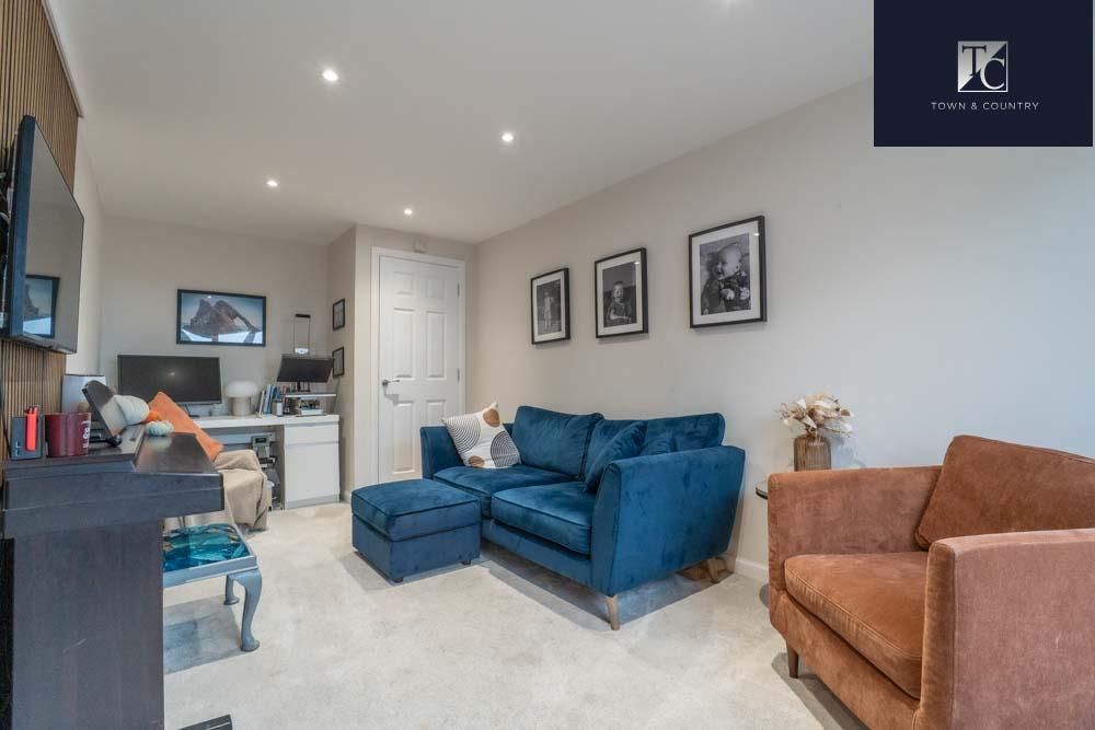 Property photo 3 of 30