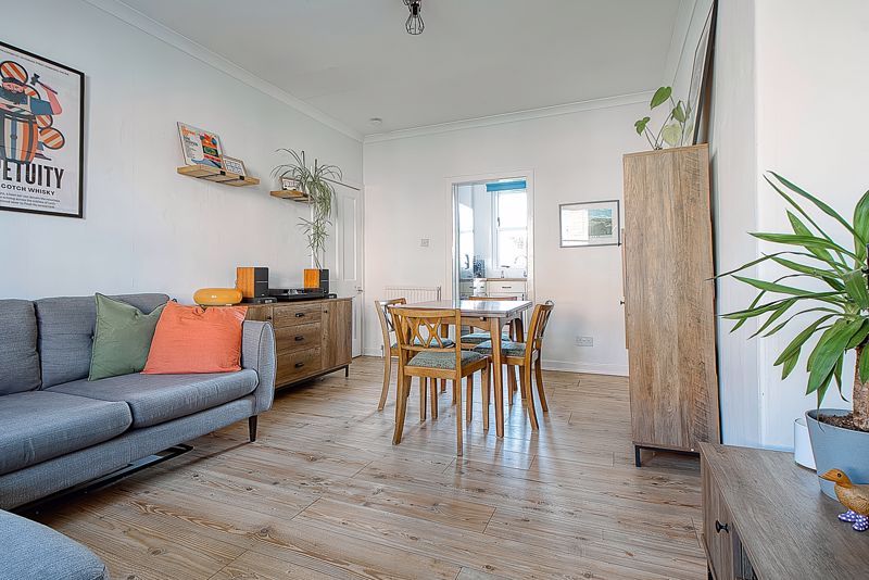 Property photo 3 of 27 Living Room