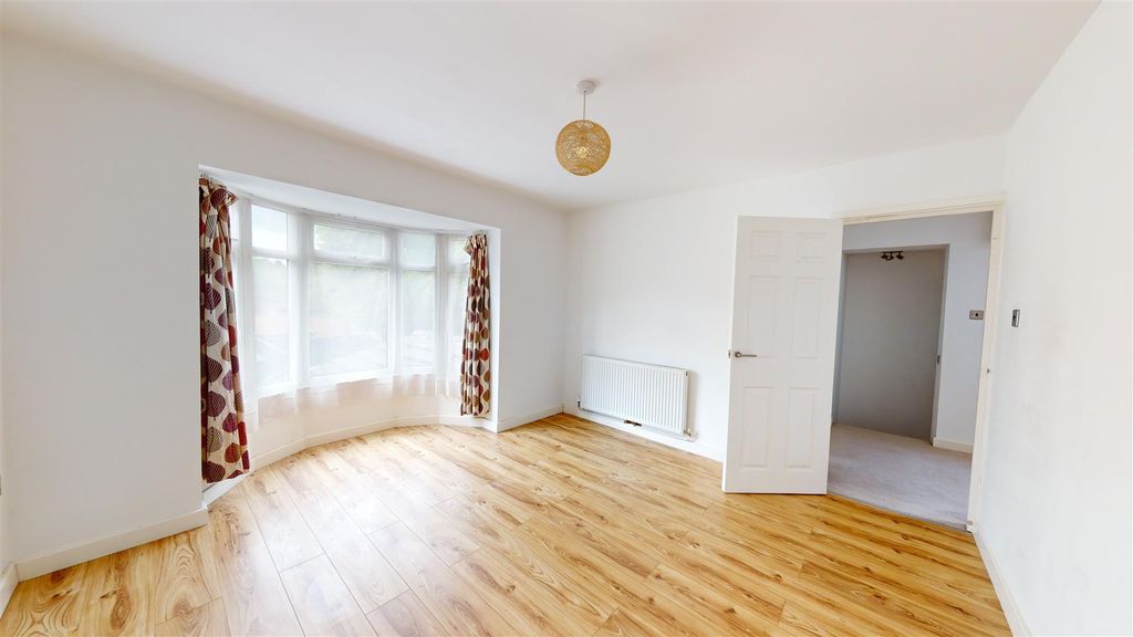 Property photo 2 of 10 76-Westminster-Way-08282023_173122.Jpg