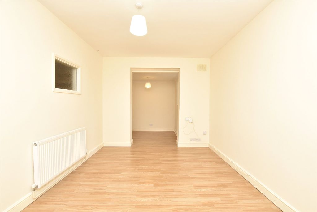 Property photo 3 of 12 Living/Dining Room