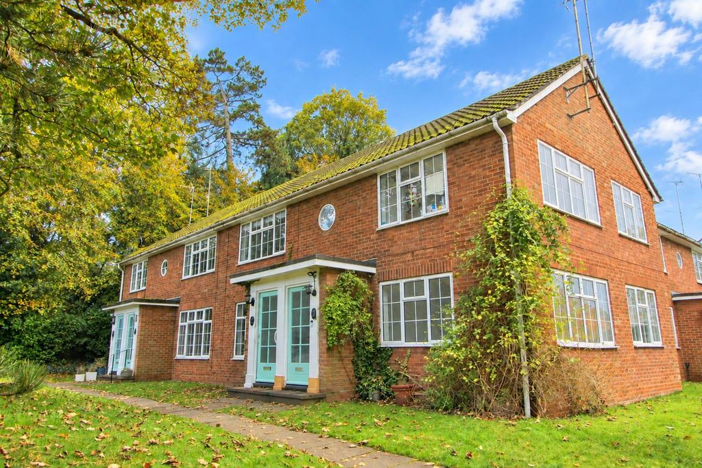 Property photo 1 of 10 Westminster Court.Jpg