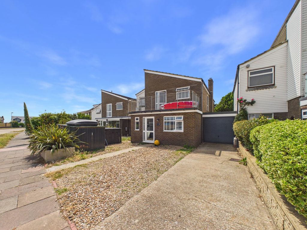 Property photo 1 of 36