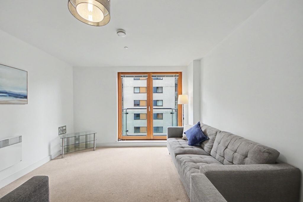 Property photo 1 of 11 Img_2297