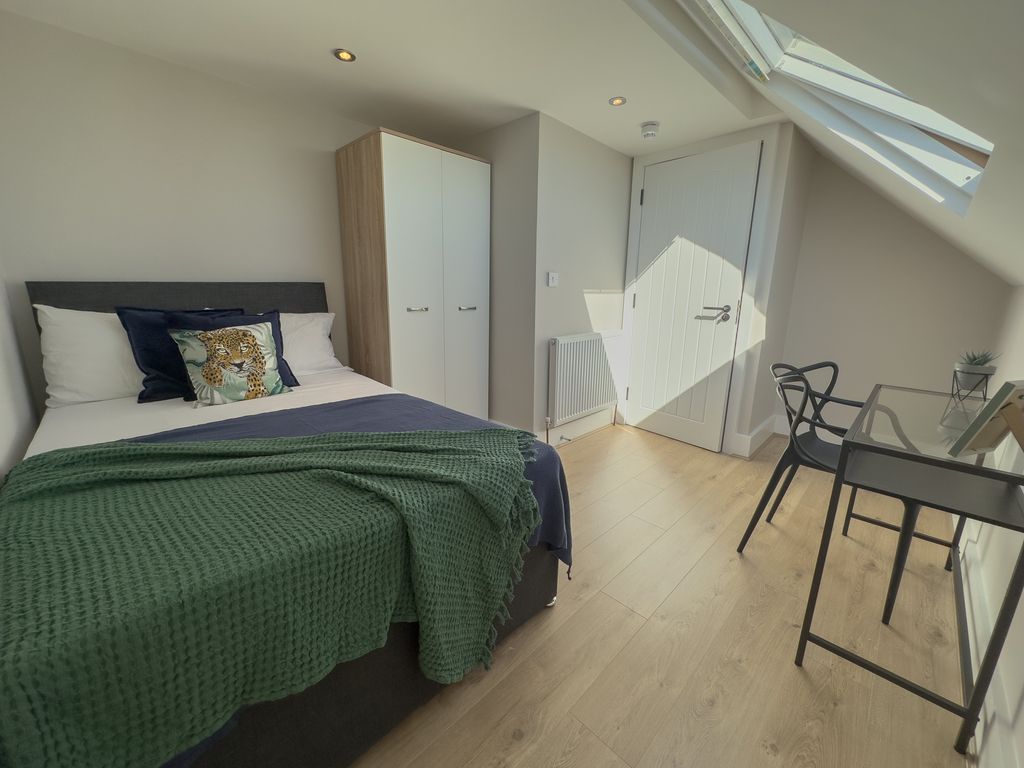 Property photo 3 of 14 3