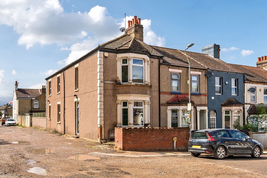 Property photo 1 of 19 1459363-2-6A049c7...