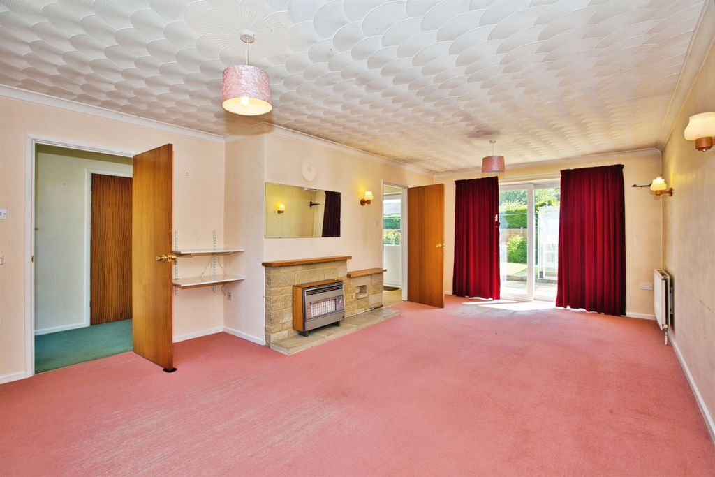 Property photo 3 of 17