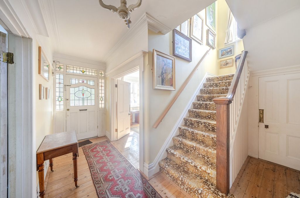 Property photo 2 of 18 1419120-7-69A88Db...