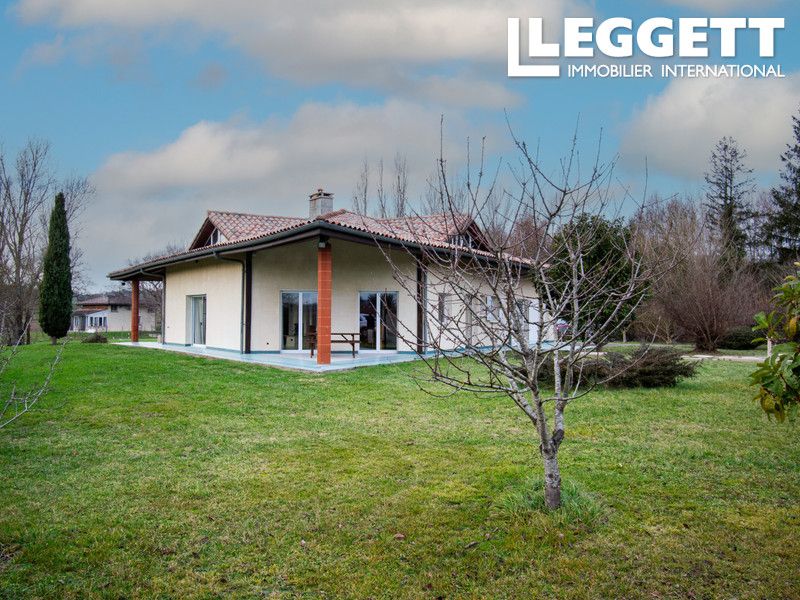 Property photo 3 of 10