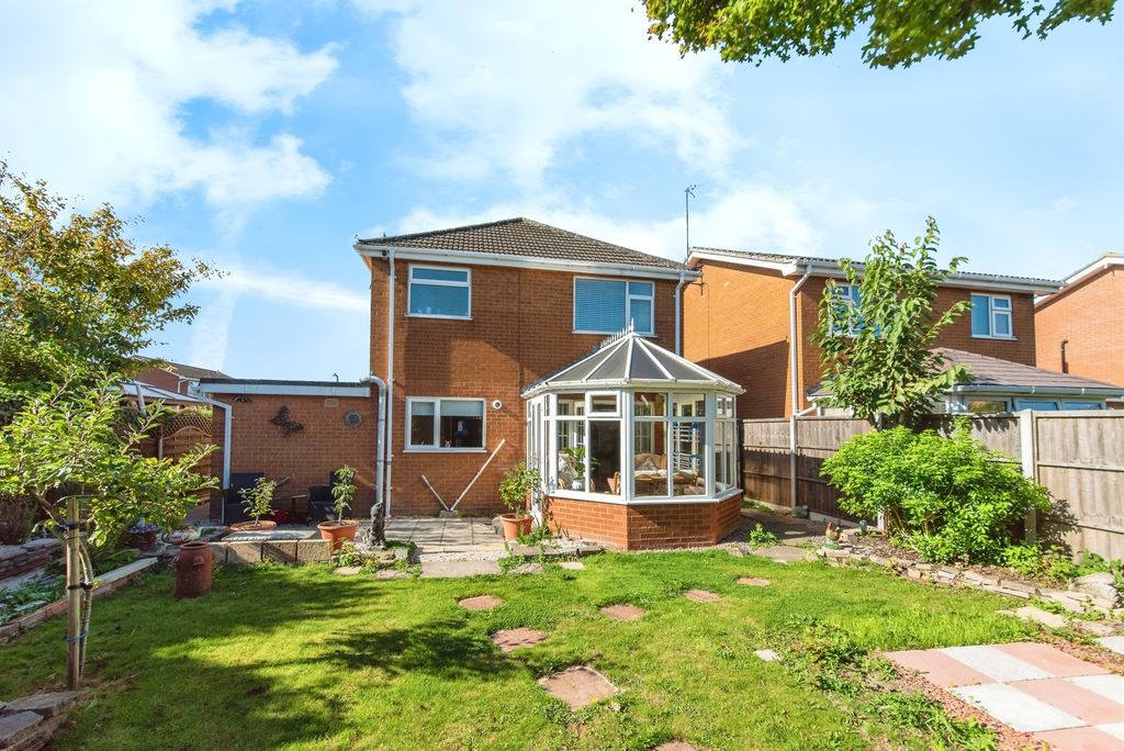 Property photo 2 of 22